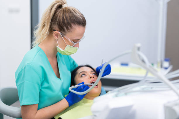 Best Emergency Dental Services for Seniors in Schaumburg, IL